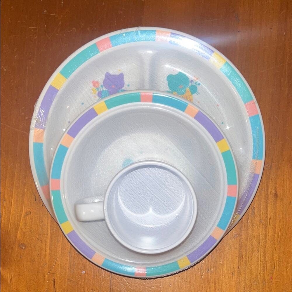 Hallmark Kids 3 Piece Dish Set NWT